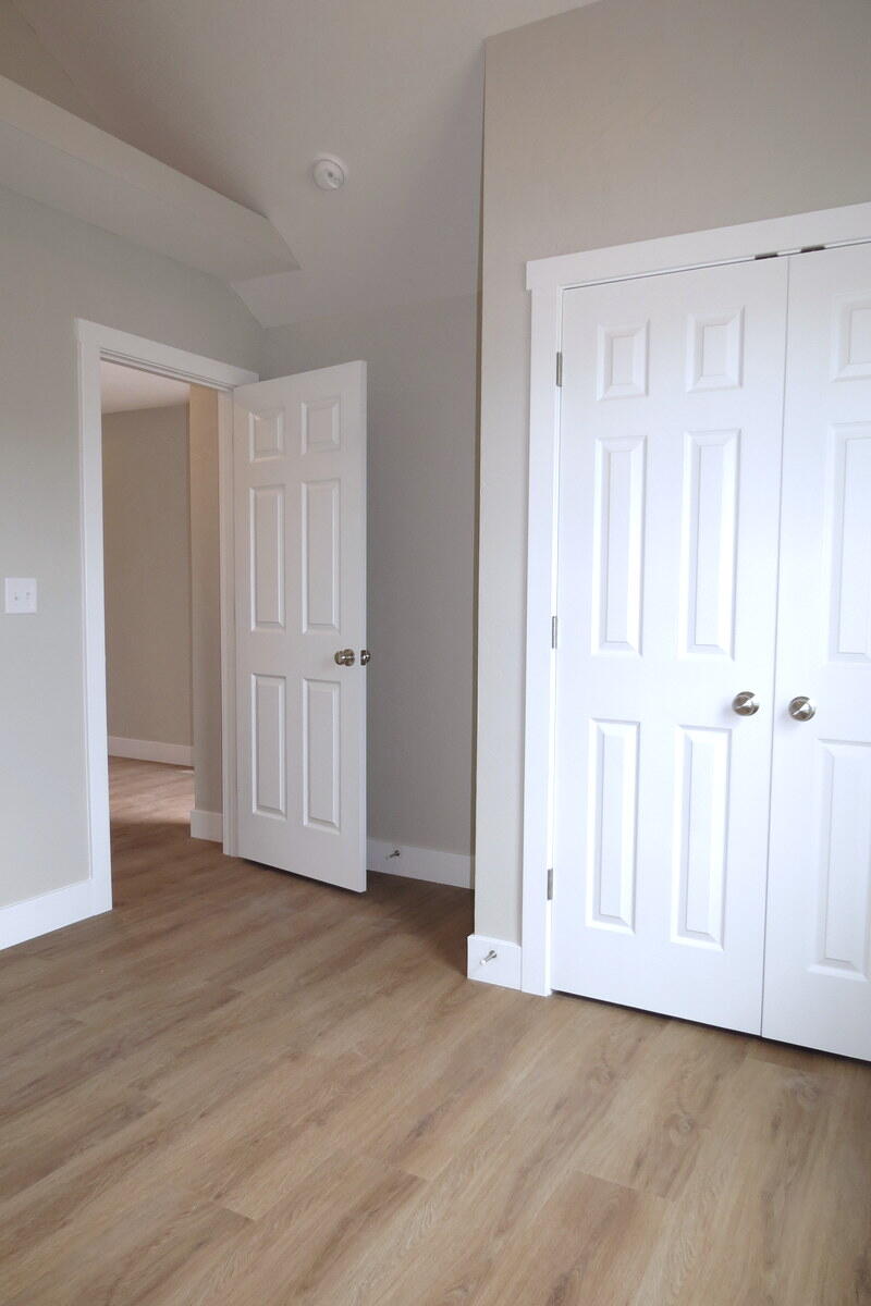 3781 West Riley Street Bolivar, MO 65613 - Photo 6 of 27 IMG_8354