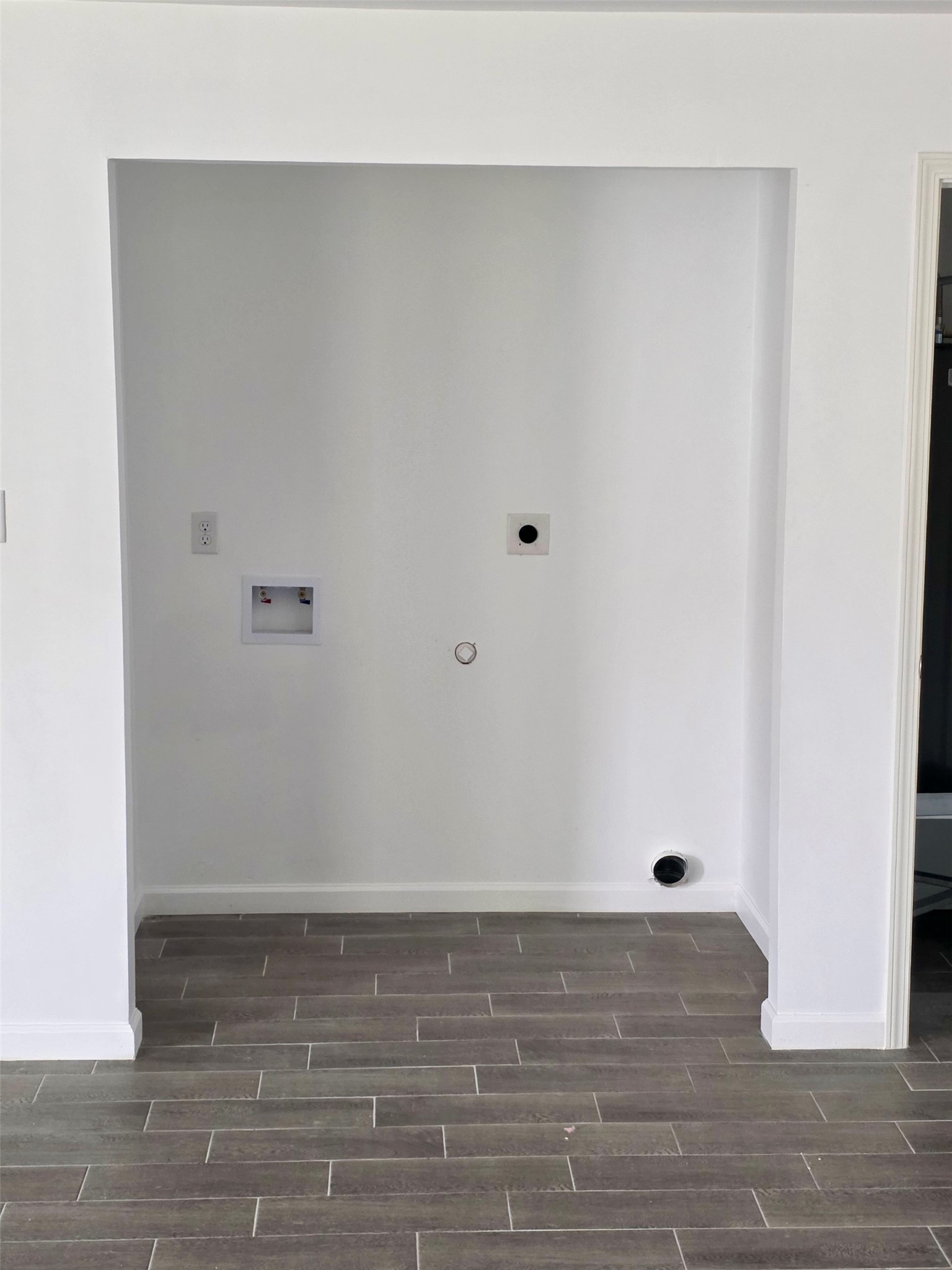 915 24th Street Dickinson, TX 77539 - Photo 6 of 10