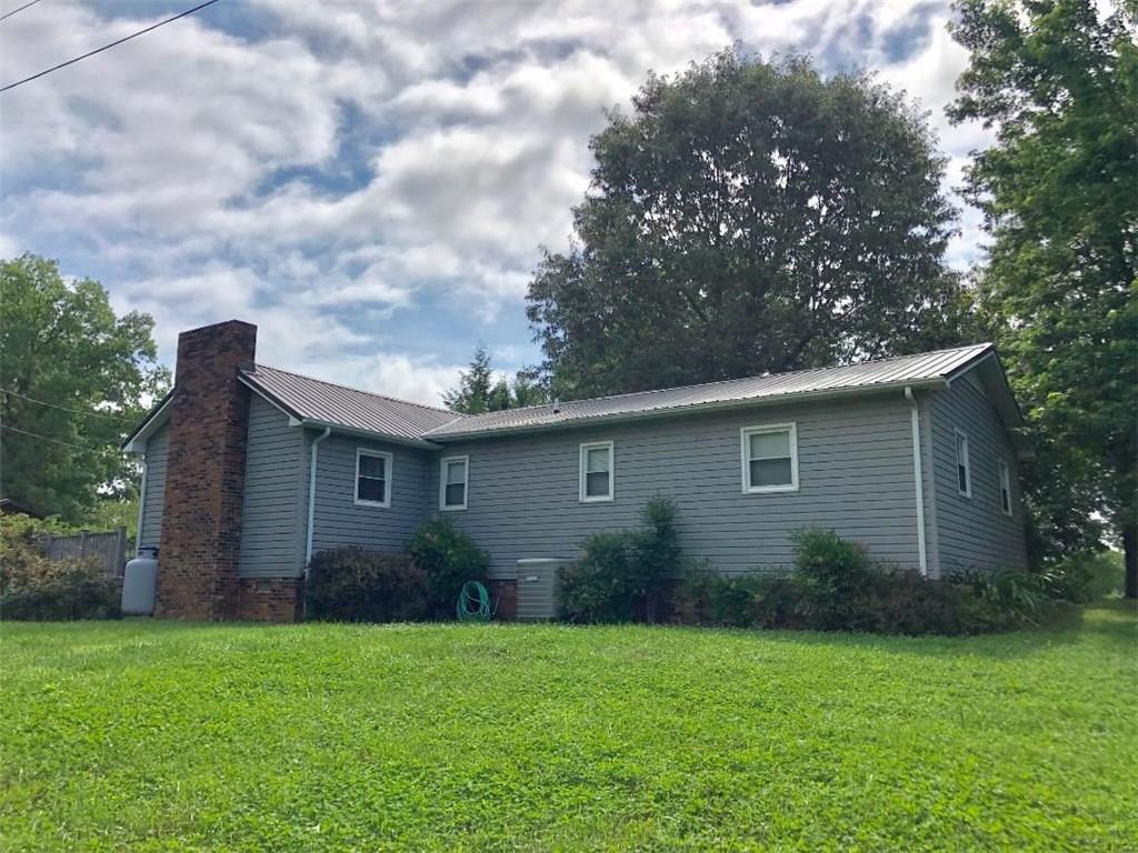 3499 Deal Mill Road Hudson, NC 28638 - Photo 9 of 29 Gallery Image 9