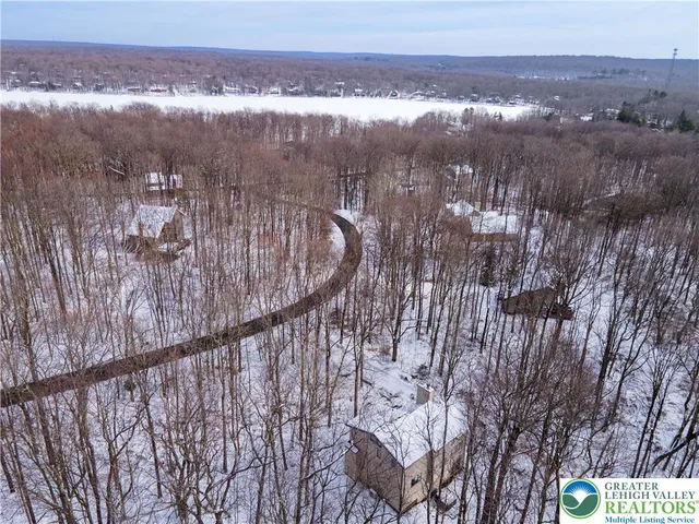 $439,900 | 178 Cardinal Drive, Gouldsboro, PA 18424