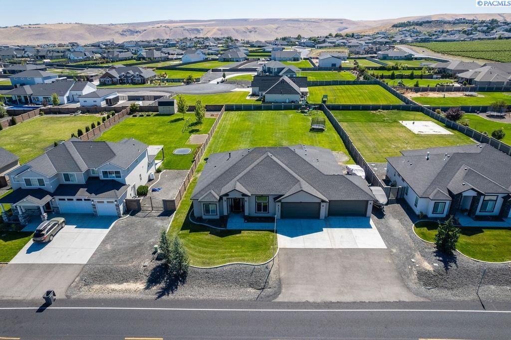 86905 East Sagebrush Road Kennewick, WA 99338 - Photo 5 of 45 Gallery Image 5