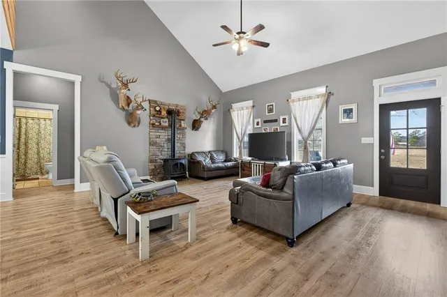 $750,000 | 188 Richards Road Northeast, White, GA 30184