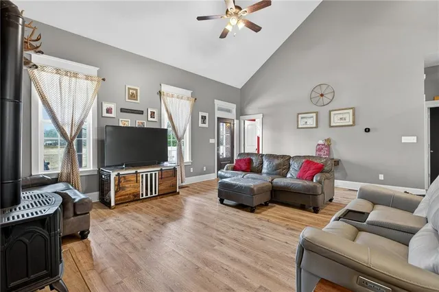 $750,000 | 188 Richards Road Northeast, White, GA 30184