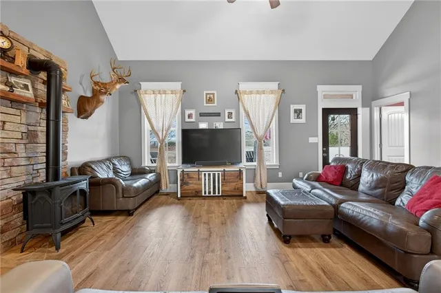 $750,000 | 188 Richards Road Northeast, White, GA 30184