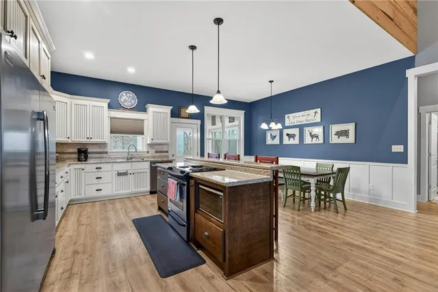 $750,000 | 188 Richards Road Northeast, White, GA 30184