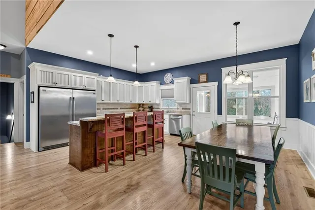 $750,000 | 188 Richards Road Northeast, White, GA 30184