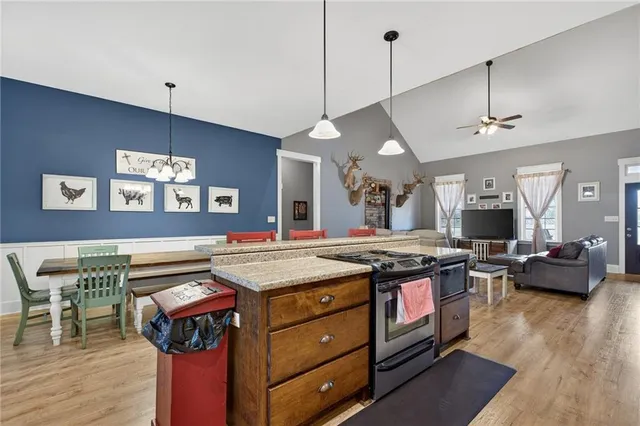 $750,000 | 188 Richards Road Northeast, White, GA 30184