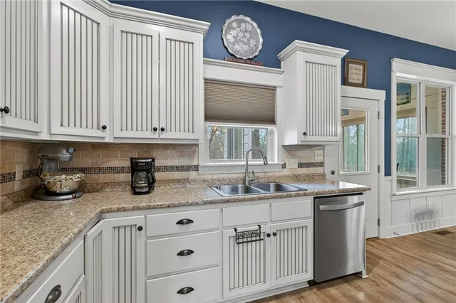 $750,000 | 188 Richards Road Northeast, White, GA 30184