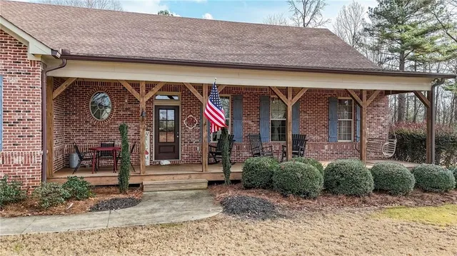 $750,000 | 188 Richards Road Northeast, White, GA 30184