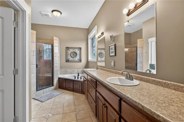 $750,000 | 188 Richards Road Northeast, White, GA 30184