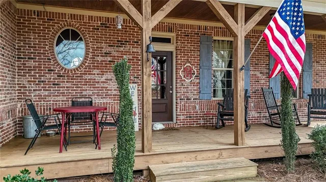 $750,000 | 188 Richards Road Northeast, White, GA 30184