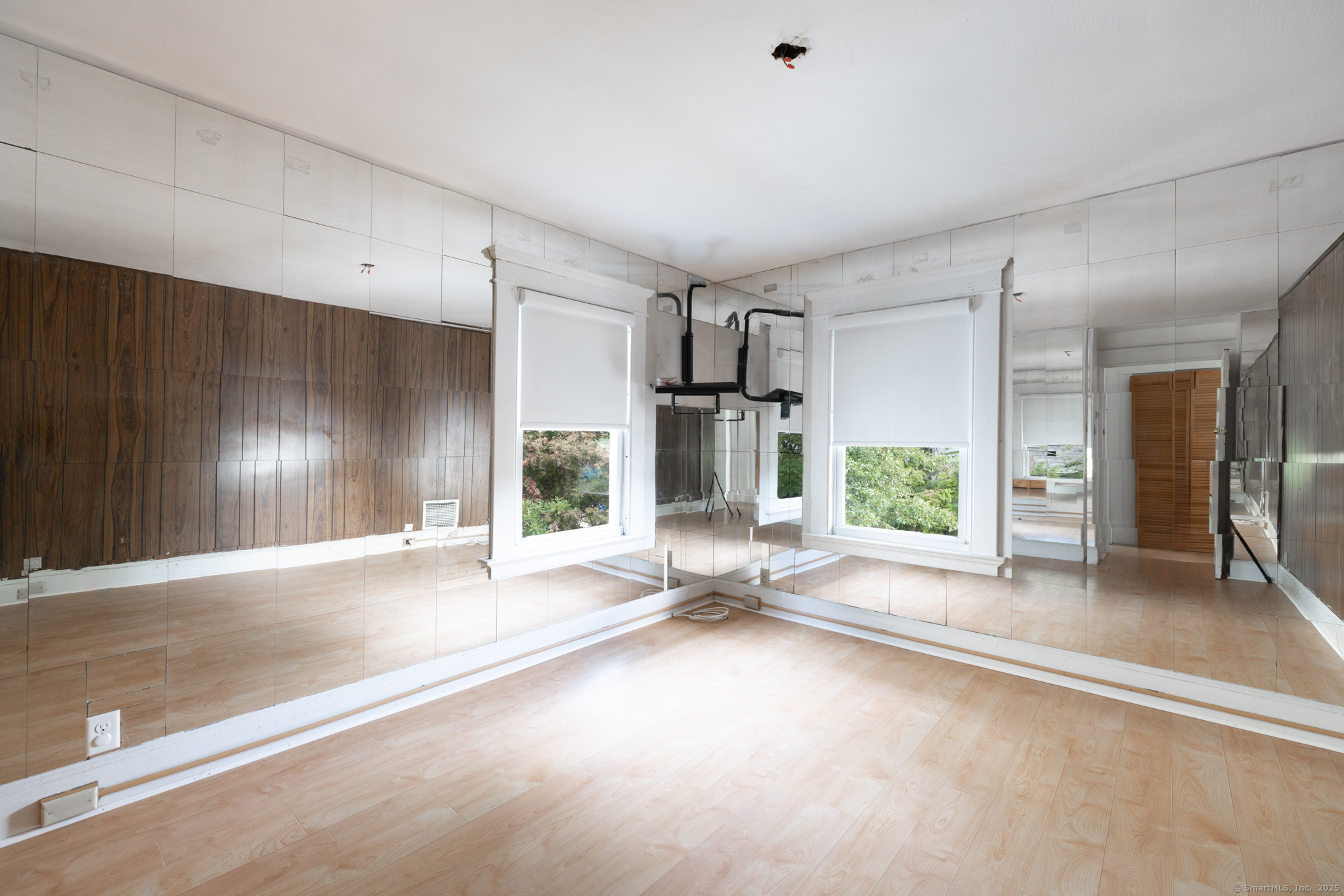 84 2nd Street Hamden, CT 06514 - Photo 11 of 24