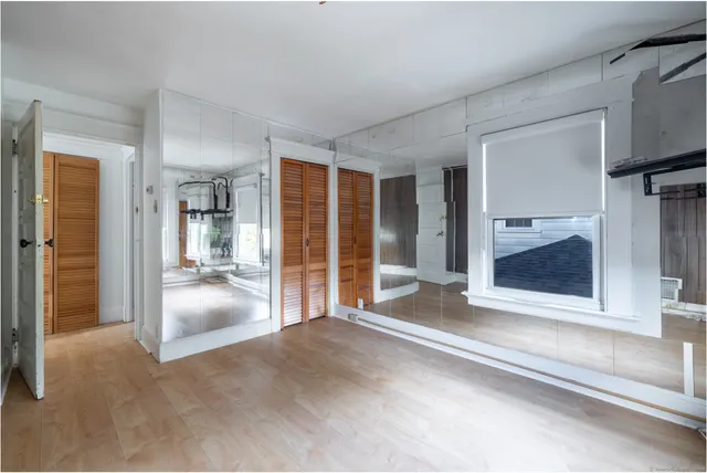 $329,900 | 84 2nd Street, Hamden, CT 06514