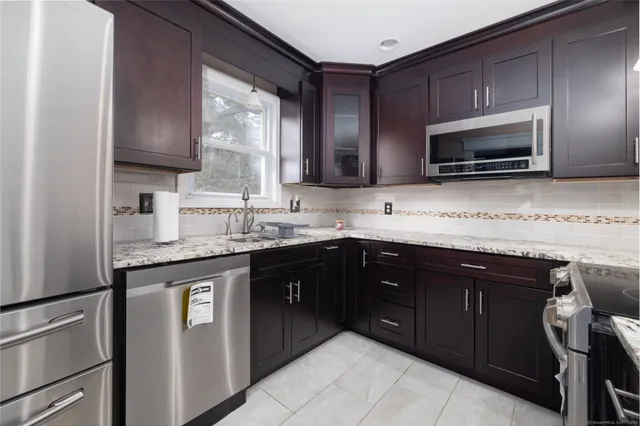 $329,900 | 84 2nd Street, Hamden, CT 06514