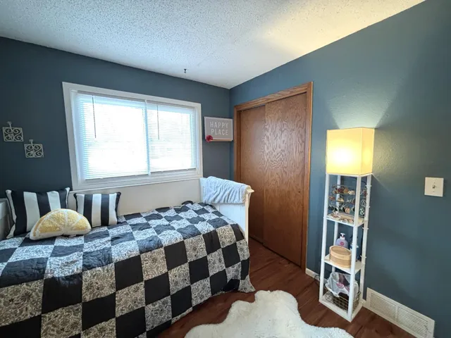 $260,000 | 836 Evans Road, Montevideo, MN 56265