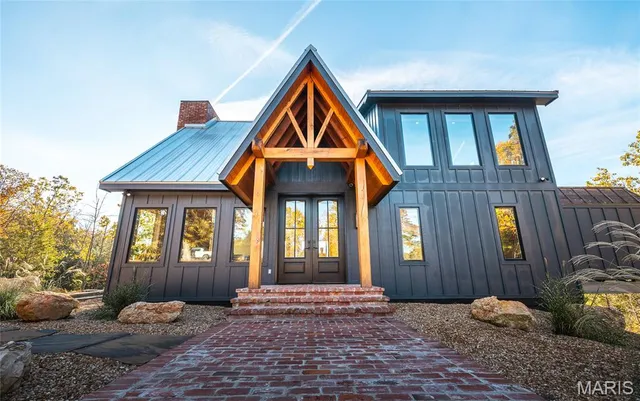 $1,699,900 | 320 Cedar Ford Road, Steelville, MO 65565