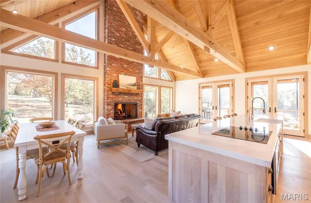 $1,699,900 | 320 Cedar Ford Road, Steelville, MO 65565