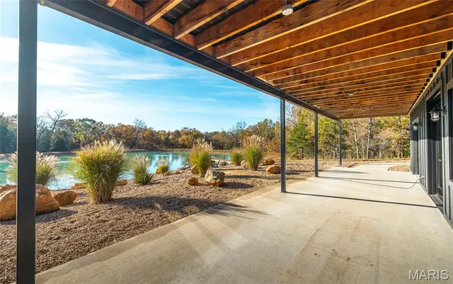 $1,699,900 | 320 Cedar Ford Road, Steelville, MO 65565