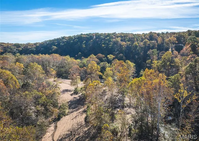 $1,699,900 | 320 Cedar Ford Road, Steelville, MO 65565