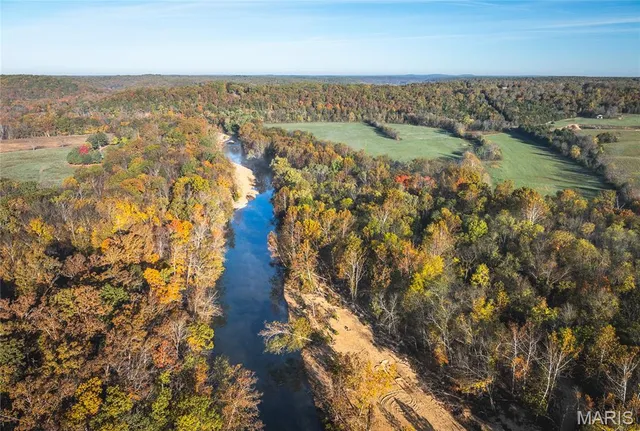 $1,699,900 | 320 Cedar Ford Road, Steelville, MO 65565