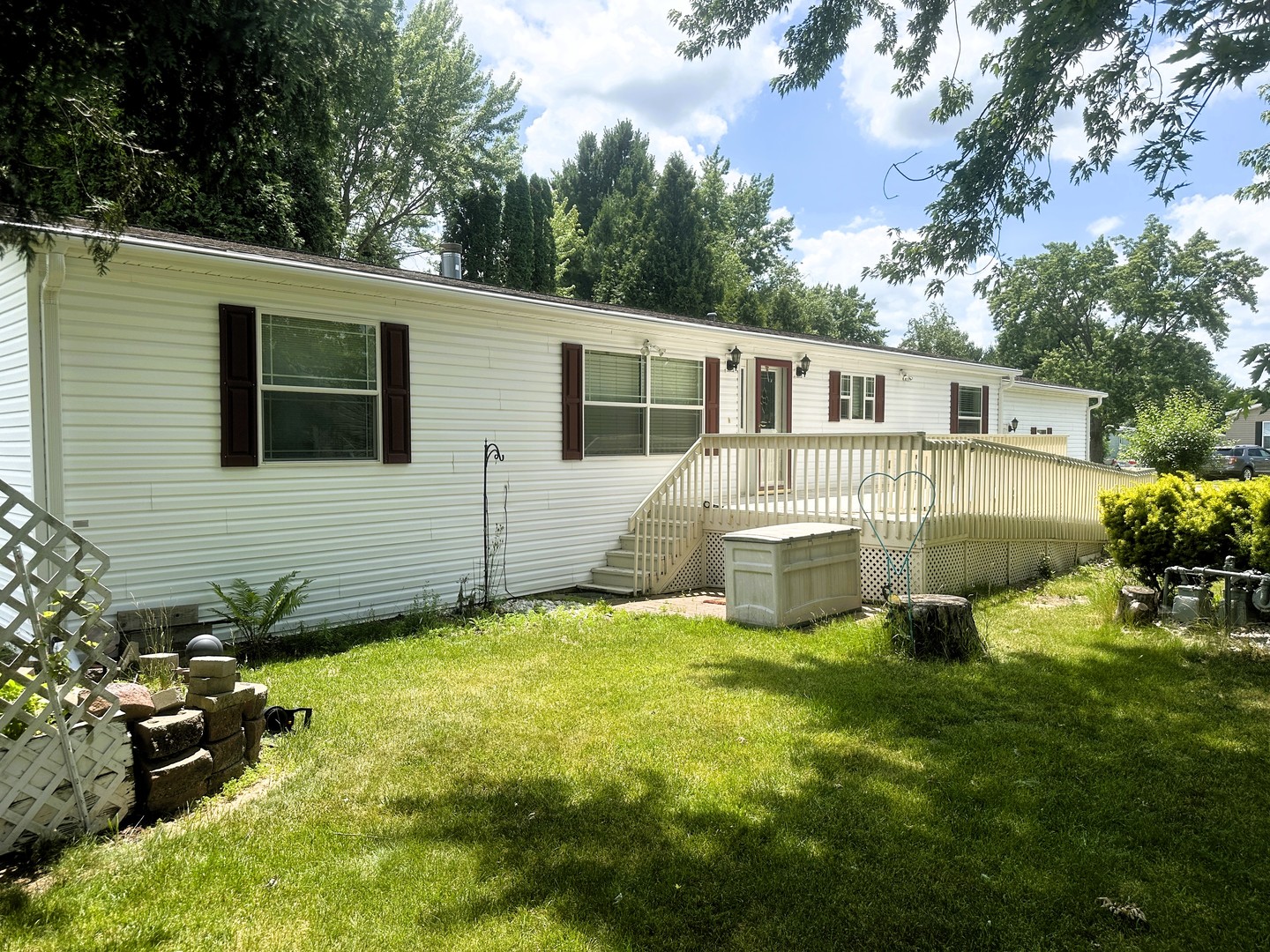 600 Greenview Road Belvidere, IL 61008 - Photo 2 of 35 Gallery Image 2