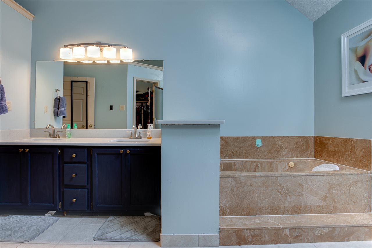 2053 Newfields Road Germantown, TN 38139 - Photo 16 of 25 Gallery Image 16