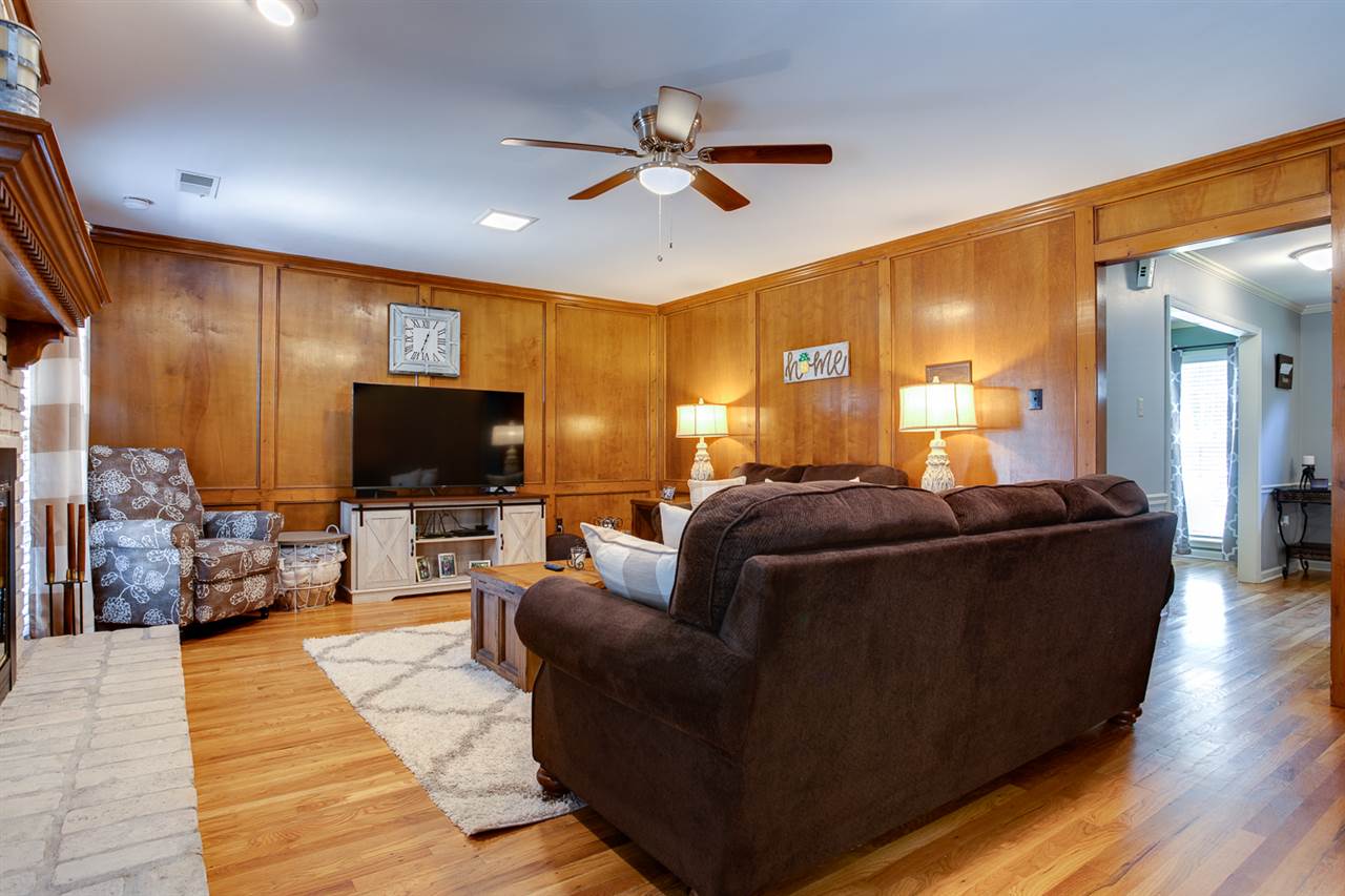 2053 Newfields Road Germantown, TN 38139 - Photo 6 of 25 Gallery Image 6