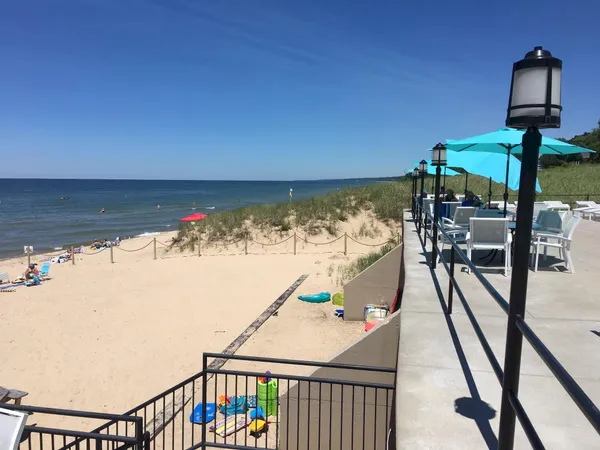 $319,900 | 223 North Shore Drive, Unit 308, South Haven, MI 49090