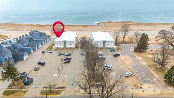$319,900 | 223 North Shore Drive, Unit 308, South Haven, MI 49090