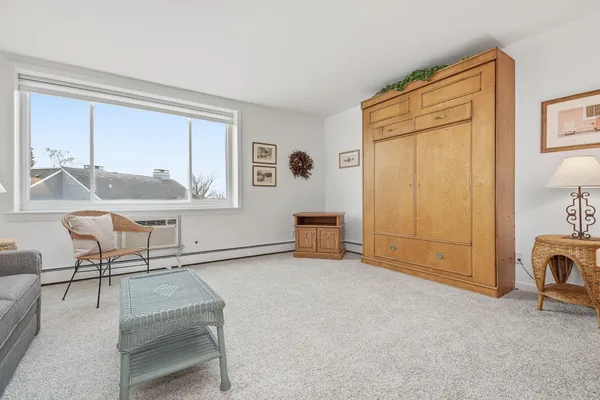 $319,900 | 223 North Shore Drive, Unit 308, South Haven, MI 49090