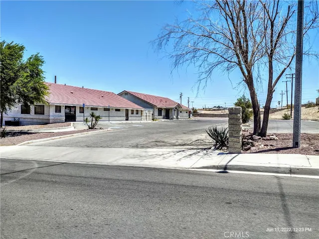 a street view with residential house
