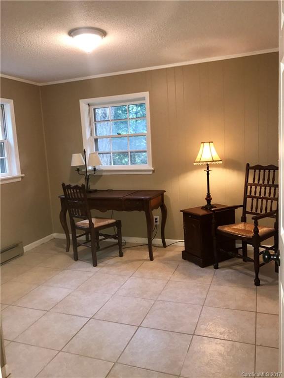 214 Heritage View Road, Unit 55 Hickory, NC 28601 - Photo 12 of 21 Gallery Image 12