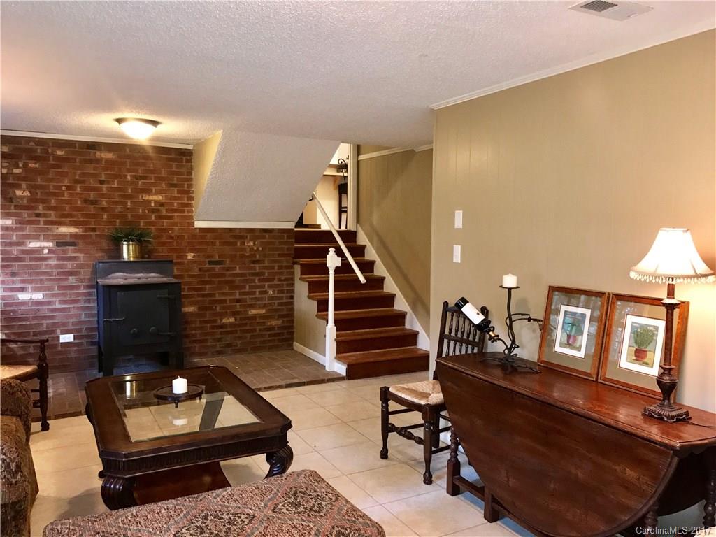 214 Heritage View Road, Unit 55 Hickory, NC 28601 - Photo 14 of 21 Gallery Image 14