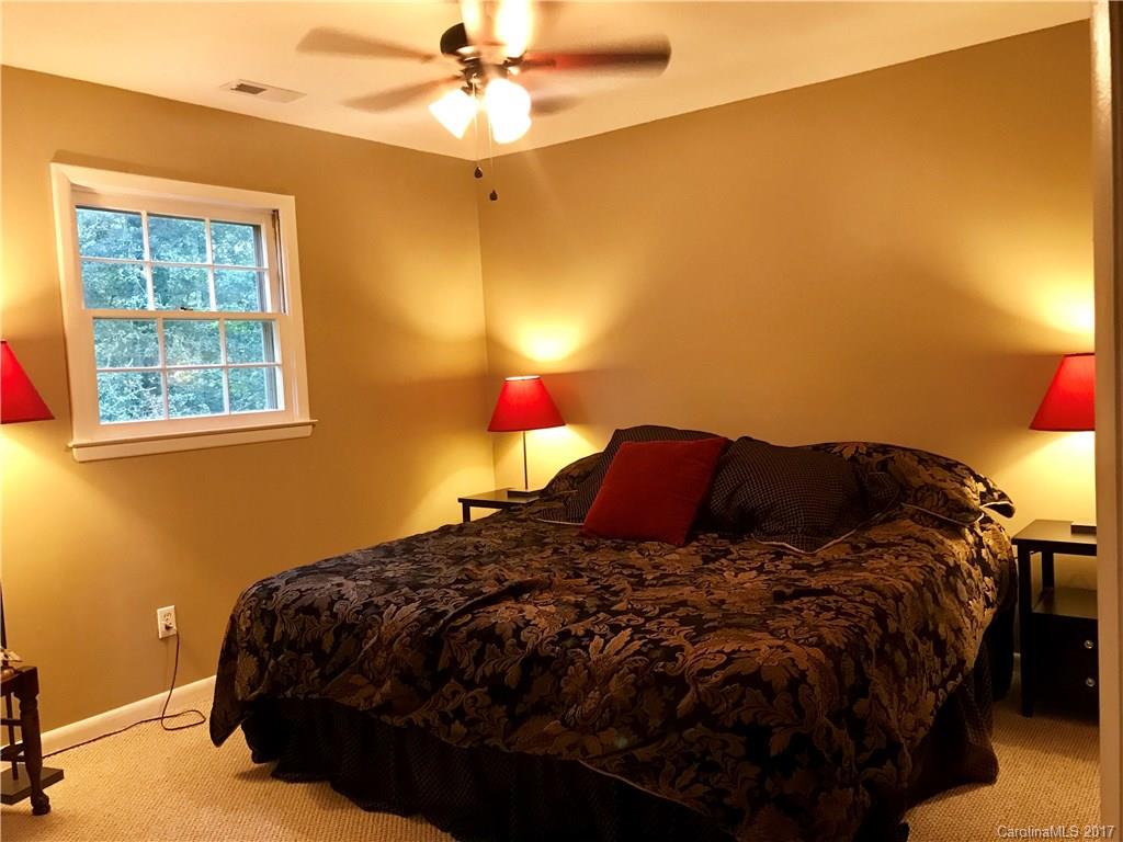 214 Heritage View Road, Unit 55 Hickory, NC 28601 - Photo 4 of 21 Gallery Image 4