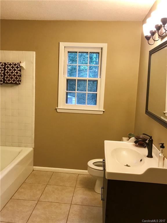 214 Heritage View Road, Unit 55 Hickory, NC 28601 - Photo 6 of 21 Gallery Image 6