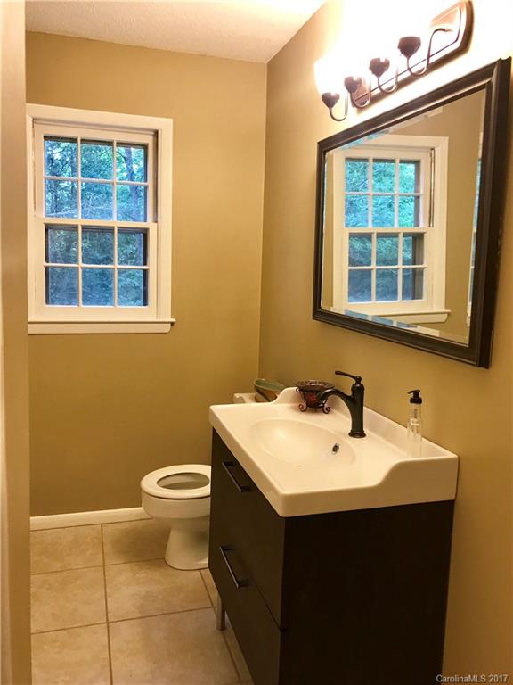 214 Heritage View Road, Unit 55 Hickory, NC 28601 - Photo 7 of 21 Gallery Image 7
