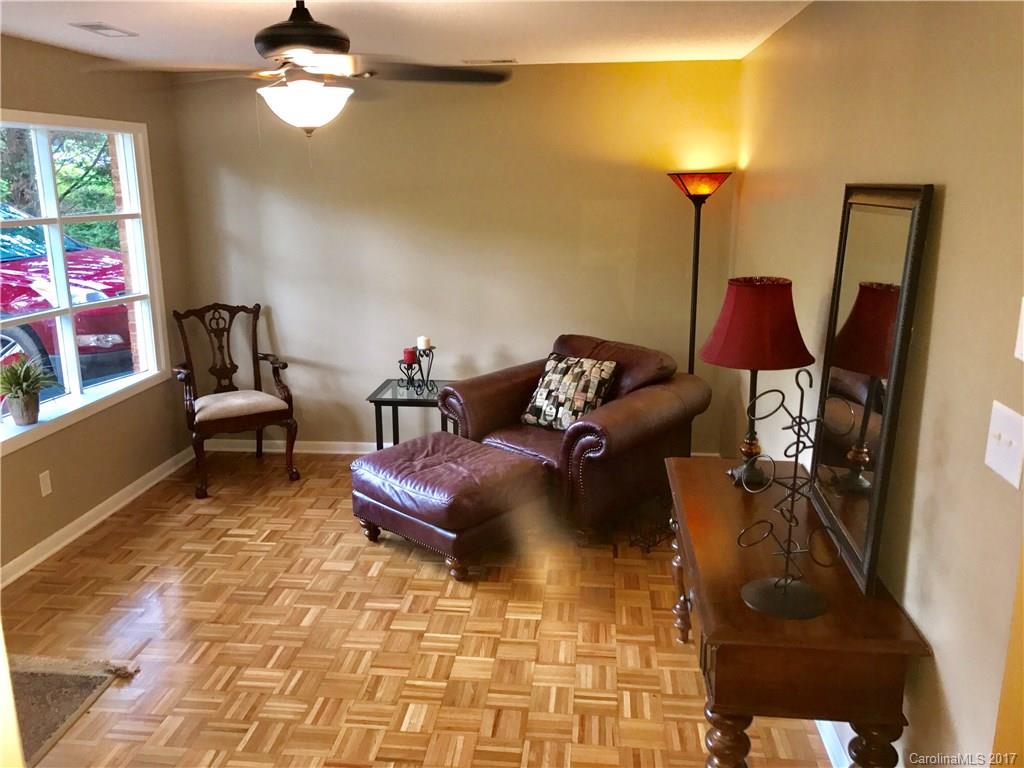 214 Heritage View Road, Unit 55 Hickory, NC 28601 - Photo 10 of 21 Gallery Image 10