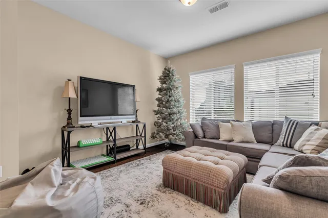 $2,650 | 8802 Narrow Leaf Street, Houston, TX 77080