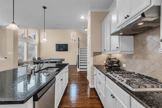 $2,650 | 8802 Narrow Leaf Street, Houston, TX 77080