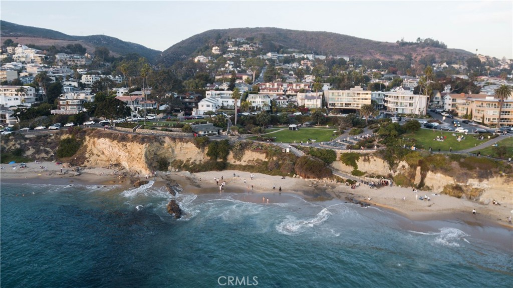 558 Cliff Drive Laguna Beach, CA 92651 - Photo 3 of 25 an aerial view of residential houses with outdoor space and river