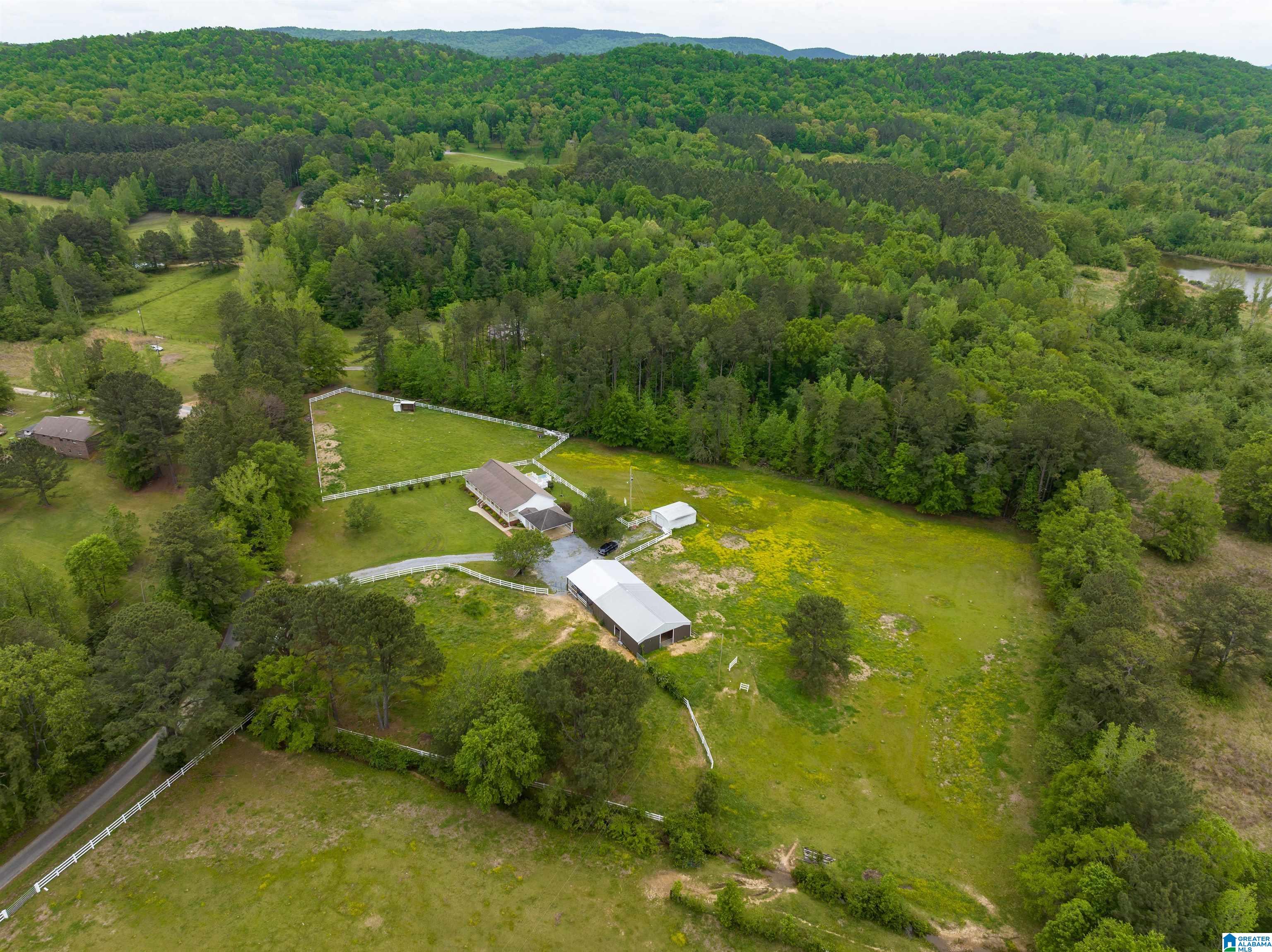 220 Ferguson Road Sylacauga, AL 35151 - Photo 34 of 46