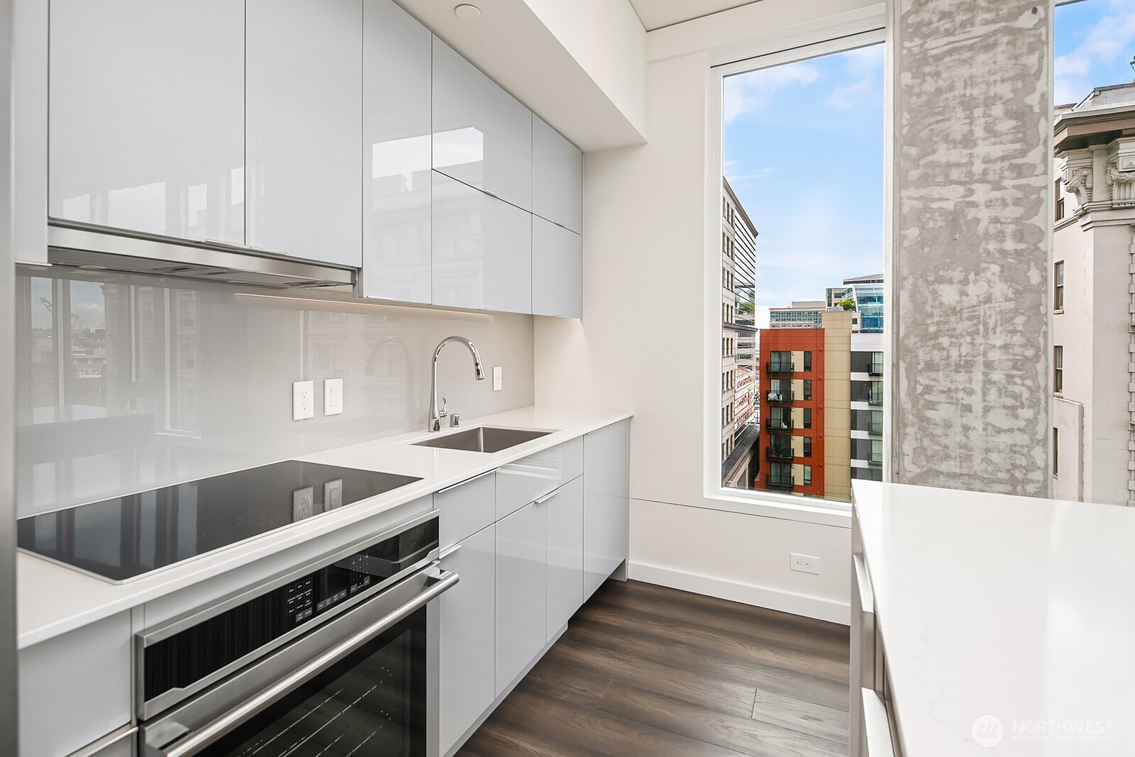 450 South Main Street, Unit 611 Seattle, WA 98104 - Photo 11 of 18