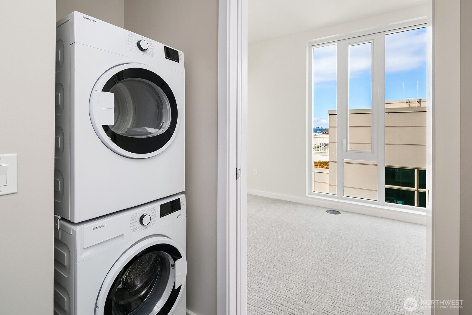 450 South Main Street, Unit 611 Seattle, WA 98104 - Photo 18 of 18