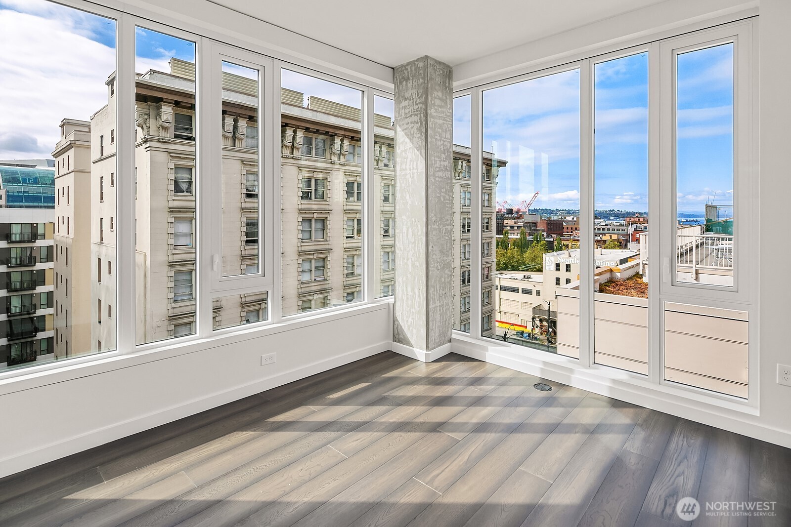 450 South Main Street, Unit 611 Seattle, WA 98104 - Photo 3 of 18