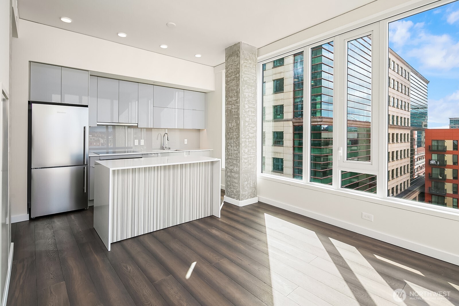 450 South Main Street, Unit 611 Seattle, WA 98104 - Photo 8 of 18