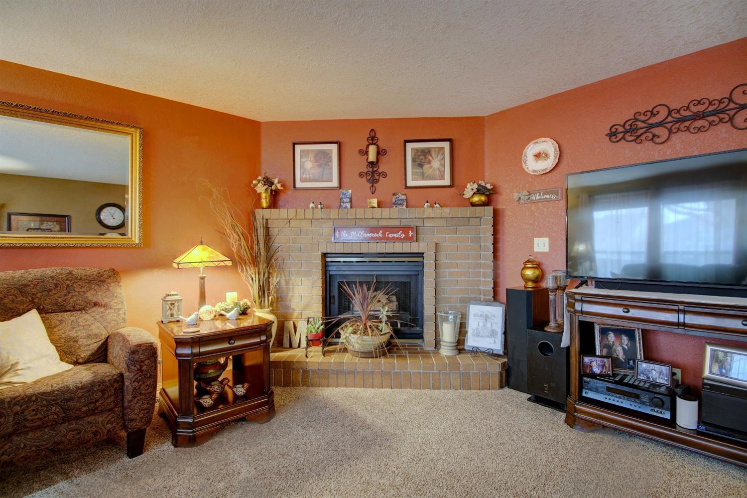 297 Brandon Street Central Point, OR 97502 - Photo 4 of 33 Additional Photo