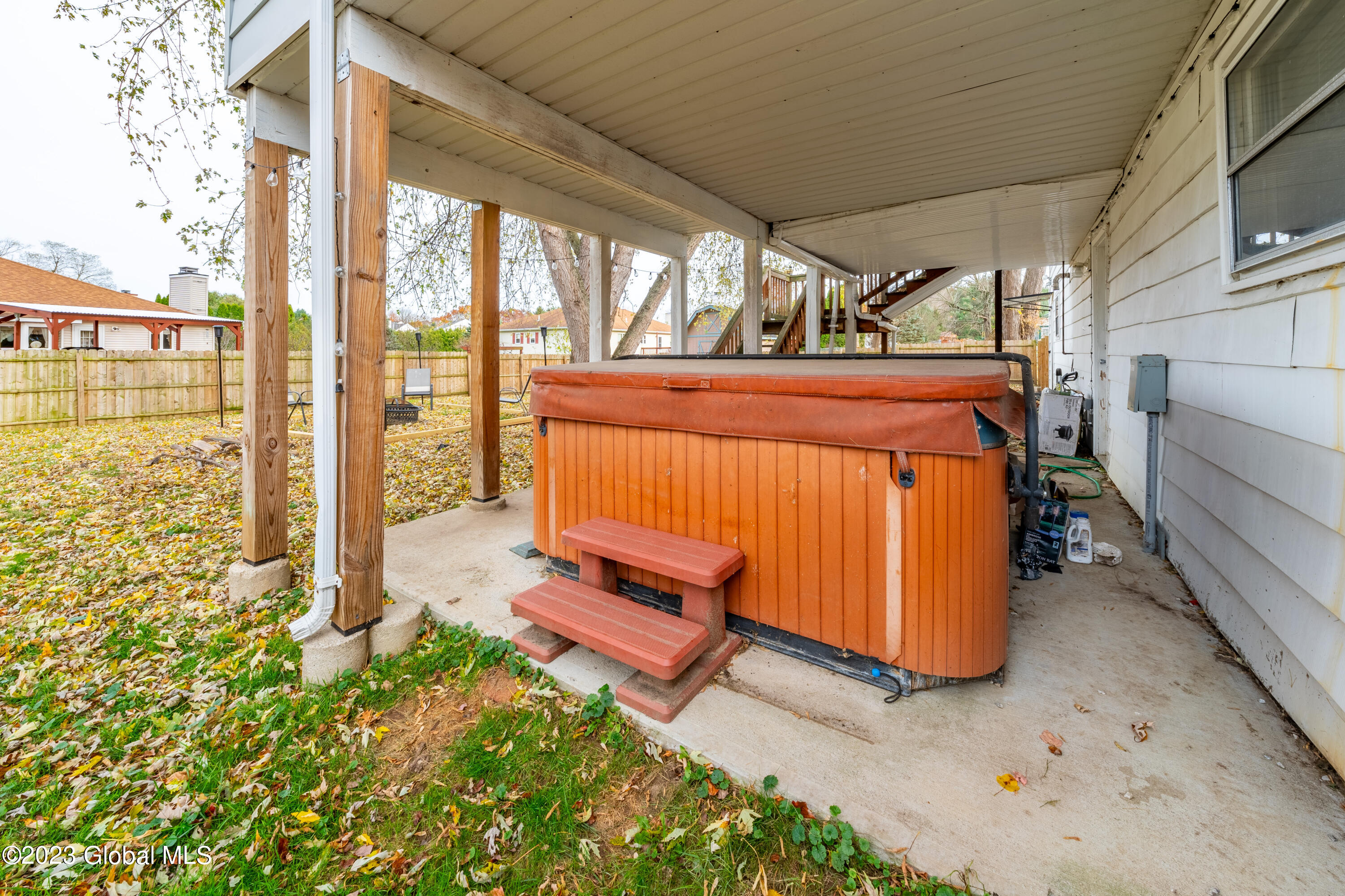 8 The Concourse Bethlehem, NY 12203 - Photo 25 of 25 Back Patio