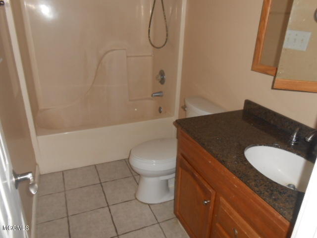 723 Lime Street Ocean Springs, MS 39564 - Photo 10 of 11 723 lime 014