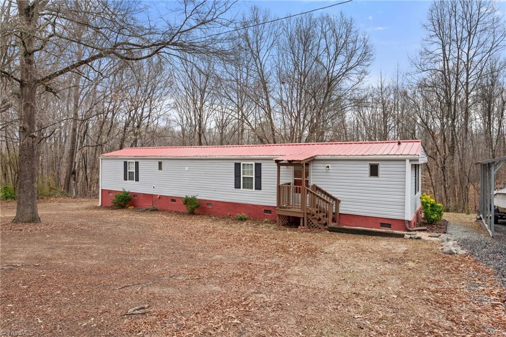 3502 Grooms Road Reidsville, NC 27320 - Photo 3 of 13 Gallery Image 3