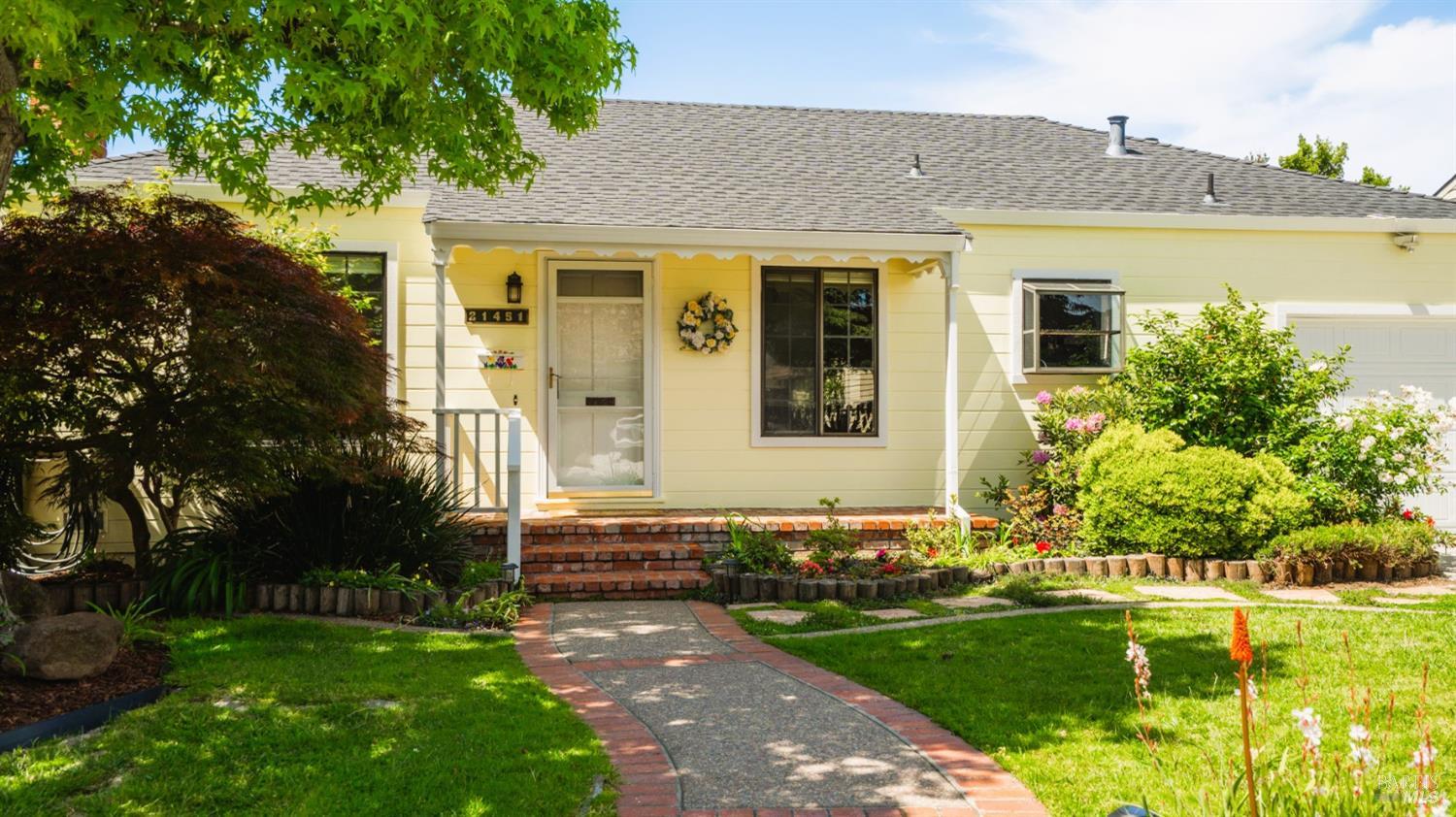 21451 Rizzo Avenue Castro Valley, CA 94546 - Photo 4 of 35